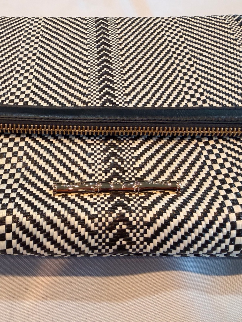 Elaine Turner Black and White Chevron Crossbody Red Interior with Mirror - Picture 11 of 11